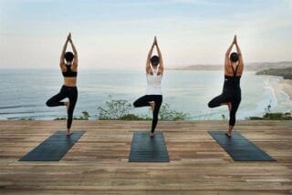 ورزش یوگا برای چه بیماری هایی مفید است؟ سلامت قلب با ورزش سلامت قلب با یوگا سلامت قلب با مدیتیشن